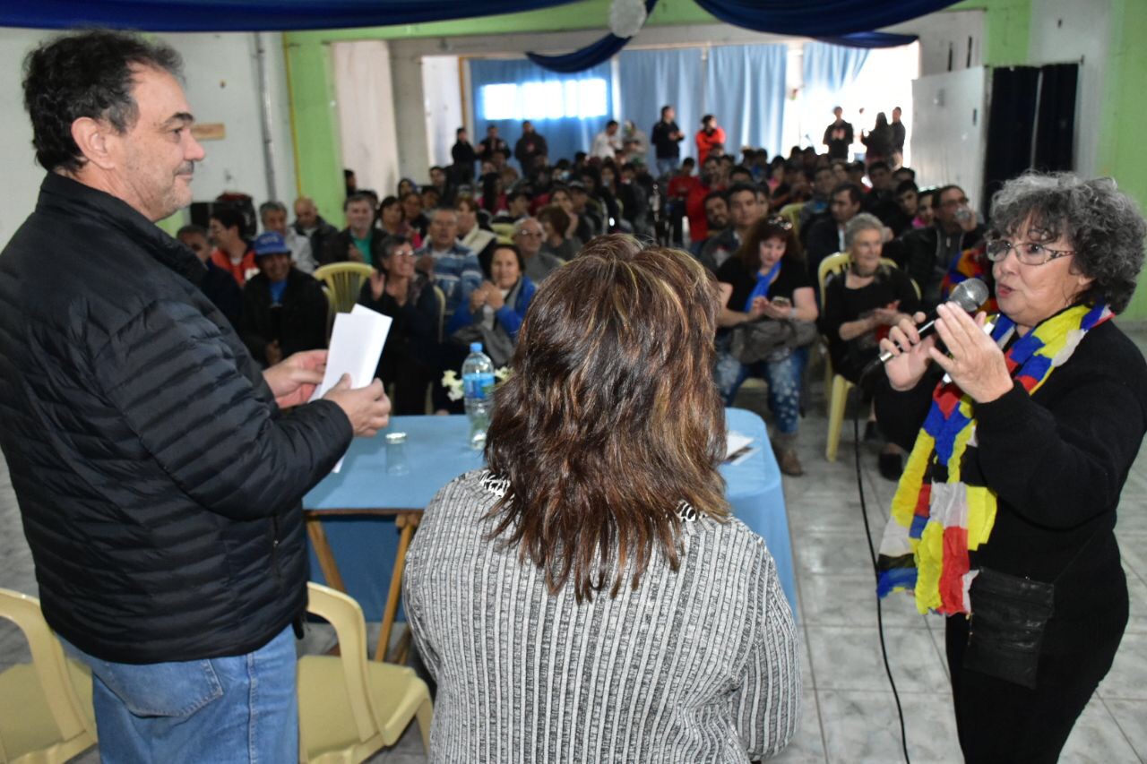 Primero Chubut mantuvo encuentro con jubilados e inauguró casa militante en el Barrio Sur