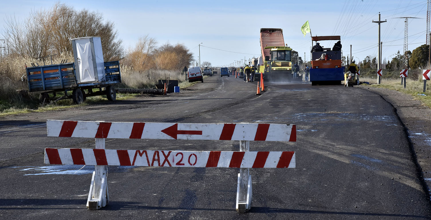 Vialidad Provincial continuará con la repavimentación  de la ruta provincial Nº 7 entre Rawson y Trelew