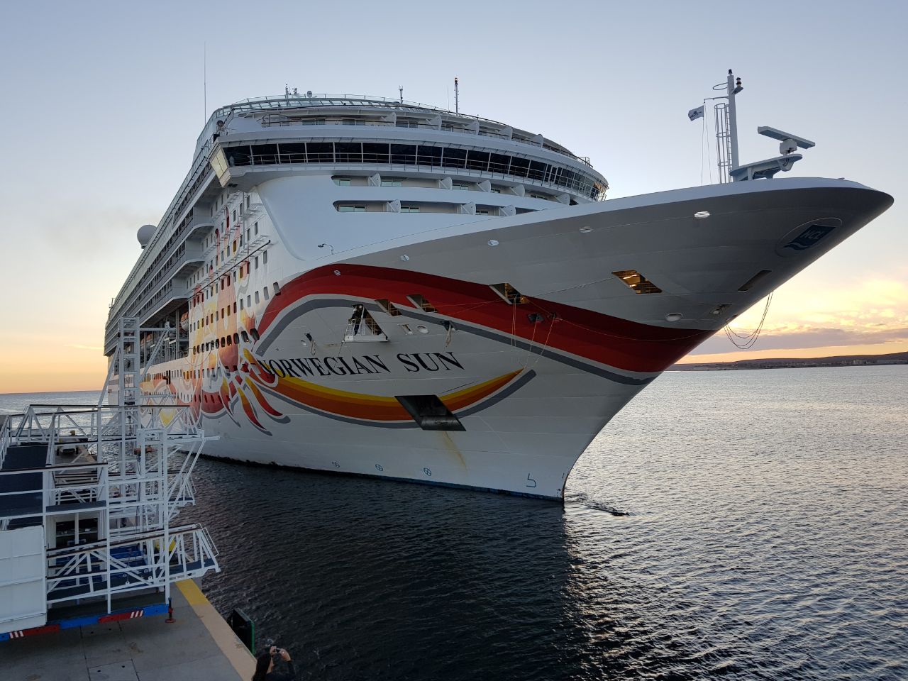 Hoy nos visita el Norwegian Sun