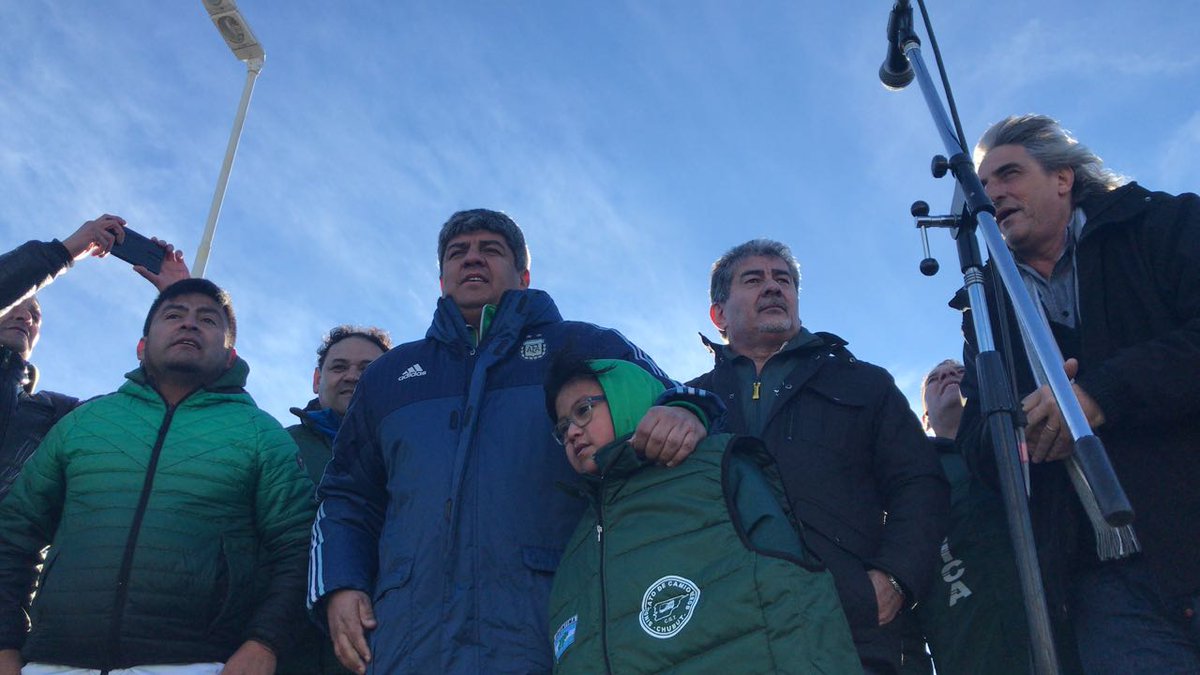 Camioneros ratificó su pedido del 27% y el paro del jueves