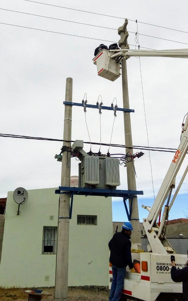 Inspecciones y trabajos en obras   eléctricas en los barrios Perón y Progreso