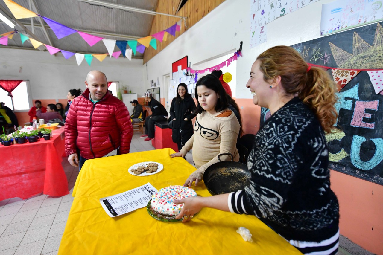 Sastre destacó que las decisiones políticas que se han tomado en cuanto a lo social