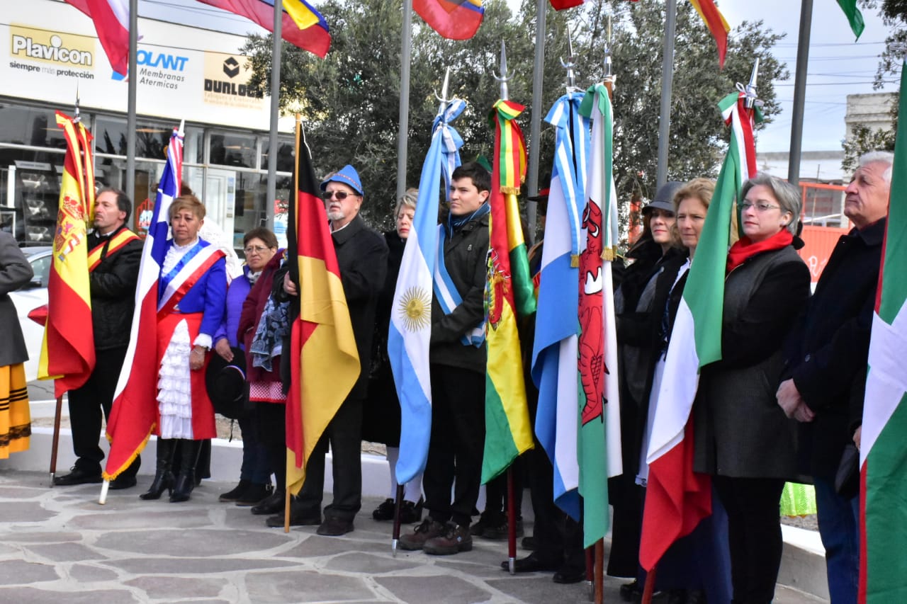 Día del Inmigrante en la “Plazoleta de las Banderas”