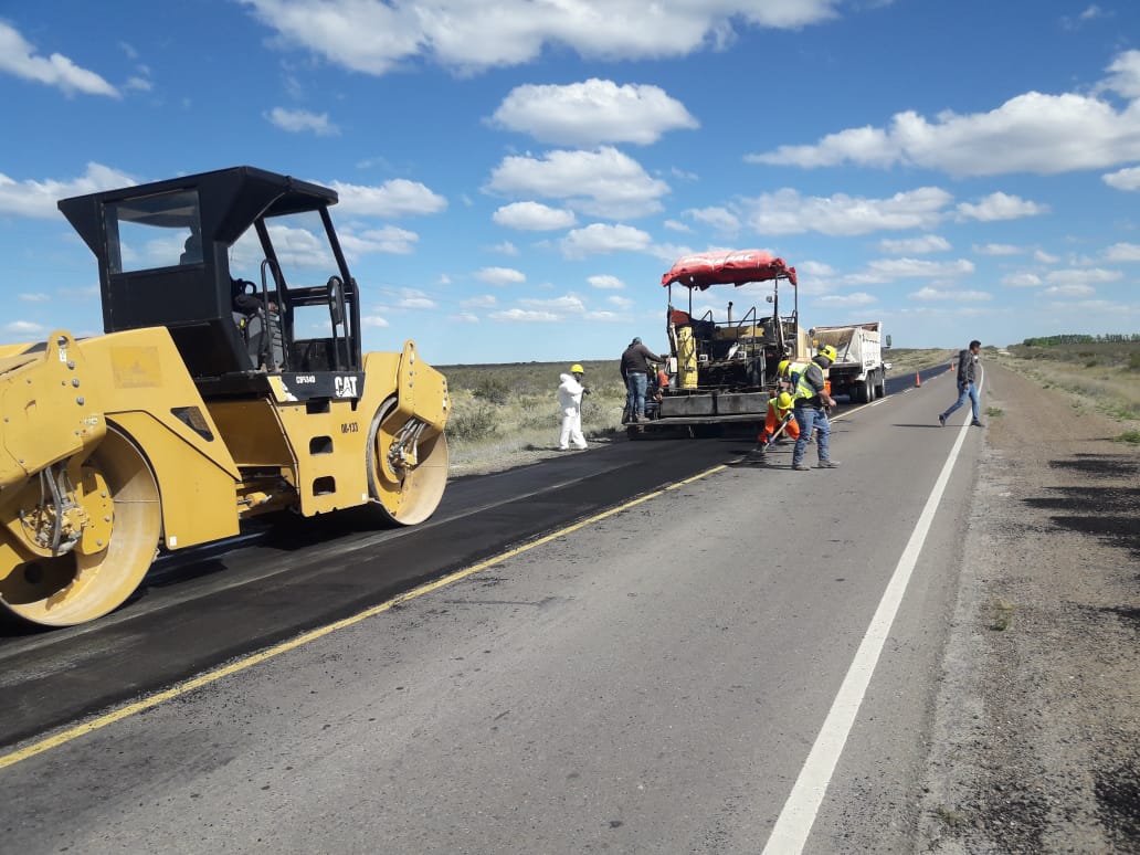 Vialidad Provincial supervisó la reparación de un sector de la ruta Nº 1 en Puerto Madryn