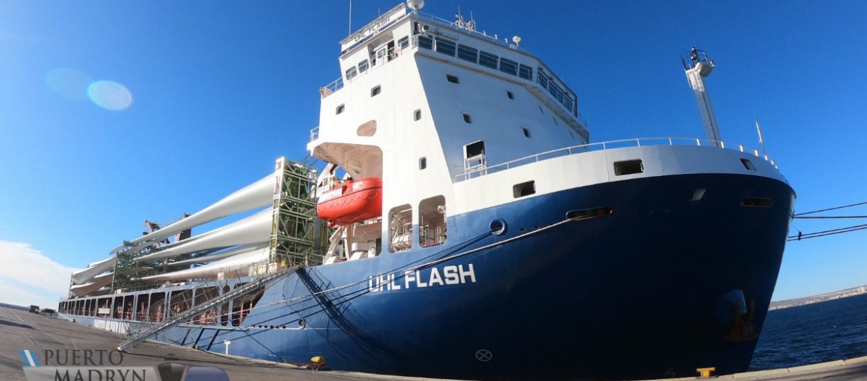 ARRIBARON A NUESTRO PUERTO LOS ÚLTIMOS AEROGENERADORES DEL PROYECTO CHUBUT NORTE III