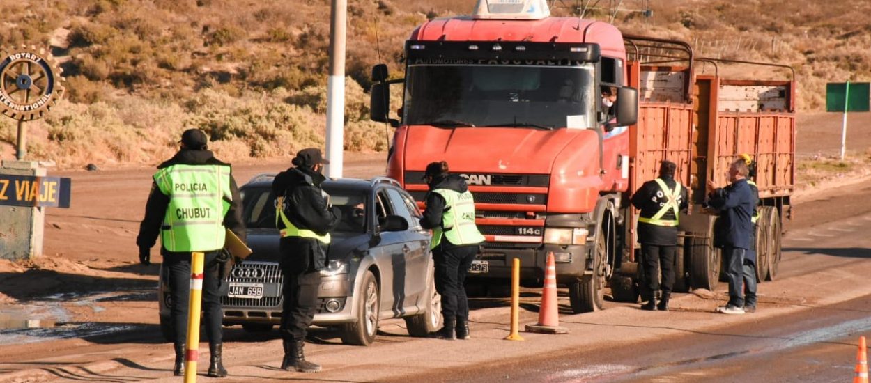 MUNICIPIO JUNTO A VIALIDAD NACIONAL REPARA INGRESO A MADRYN