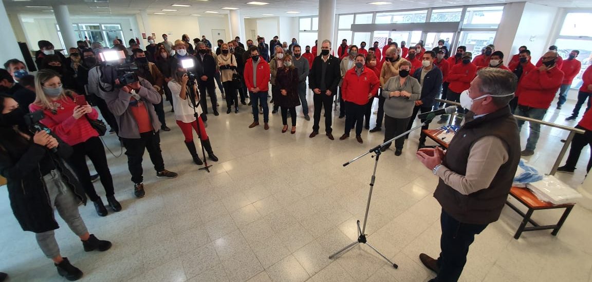 ARCIONI PARTICIPÓ DE LA INAUGURACIÓN DE OBRAS DE AMPLIACIÓN Y REFACCIÓN EN EL HOSPITAL ALVEAR DE COMODORO RIVADAVIA