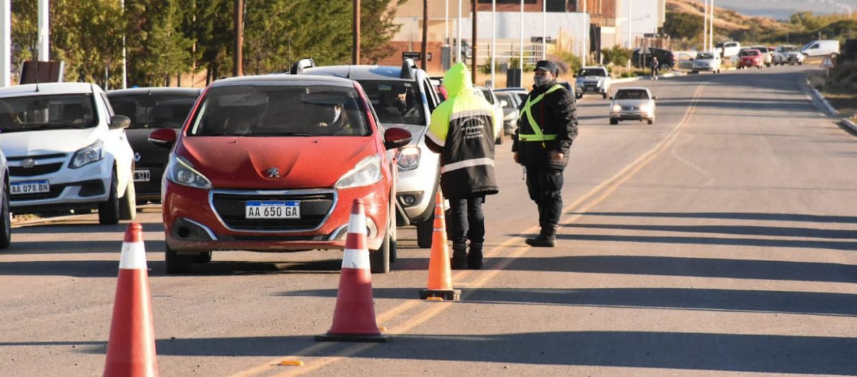 LA POLICÍA DEL CHUBUT INTENSIFICA LOS CONTROLES EN LA ZONA CÉNTRICA Y EN EL PUESTO CAMINERO DE INGRESO A LA CIUDAD