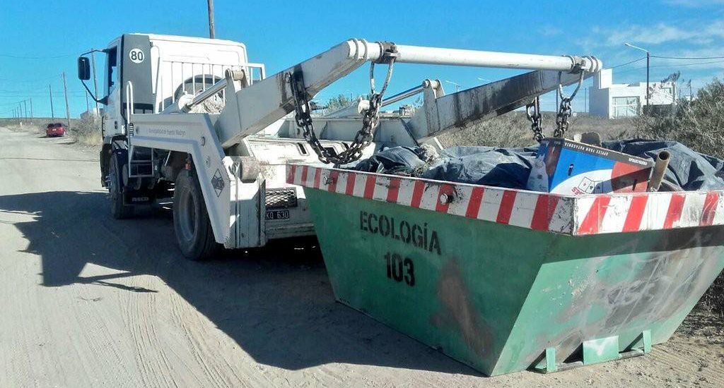 CAMPAÑAS DE LIMPIEZA EN LOS BARRIOS EL DESEMBARCO, ROCA Y M. FALCON