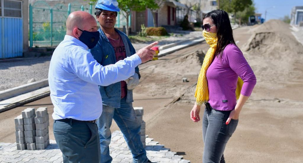 SASTRE DESTACÓ LOS AVANCES DE LA PAVIMENTACIÓN DE LA CALLE PARANÁ