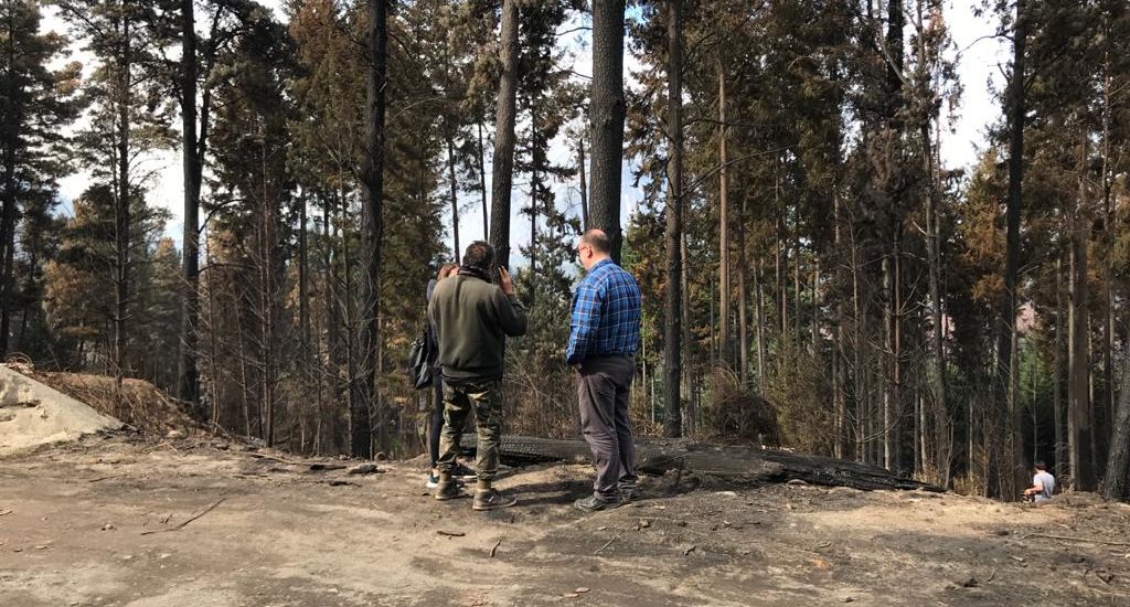 EL GOBIERNO DEL CHUBUT CONTINÚA TRABAJANDO EN TERRENO CON LOS DAMNIFICADOS POR LOS INCENDIOS EN LA COMARCA ANDINA