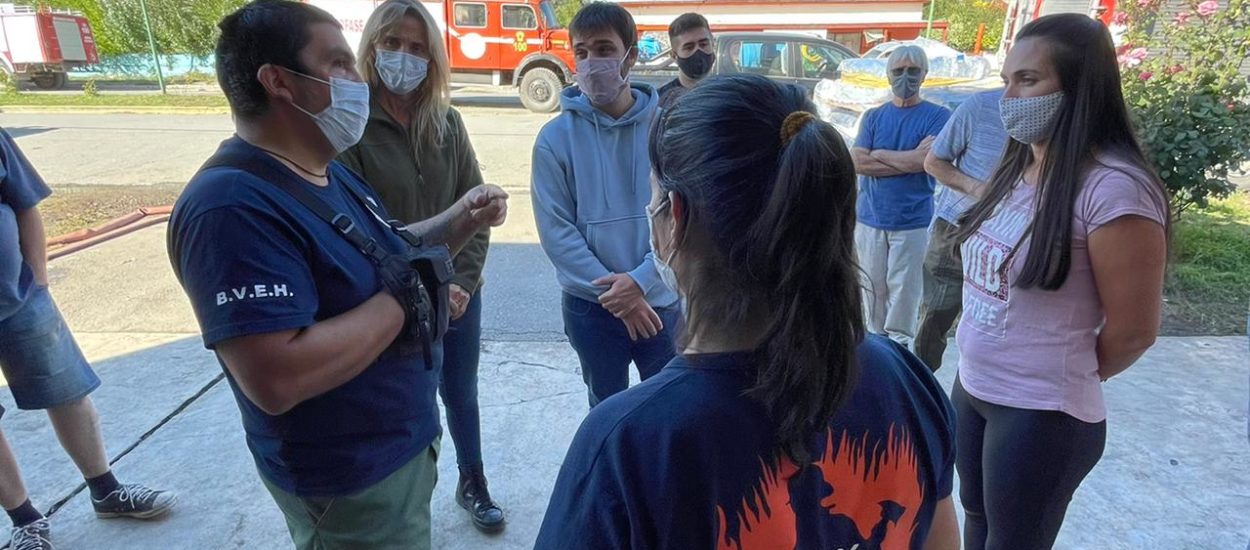 TORRES Y LA SENADORA GLADYS GONZÁLEZ GESTIONARON AYUDA PARA LOS BOMBEROS Y LAS FAMILIAS AFECTADAS POR LOS INCENDIOS