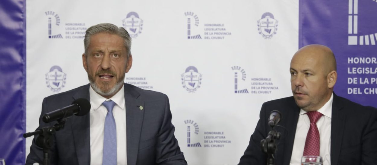 “EL REPERFILAMIENTO DE LOS 650 MILLONES DE DÓLARES ES UN LOGRO HISTÓRICO PARA PODER PROYECTAR EL FUTURO DE CHUBUT”