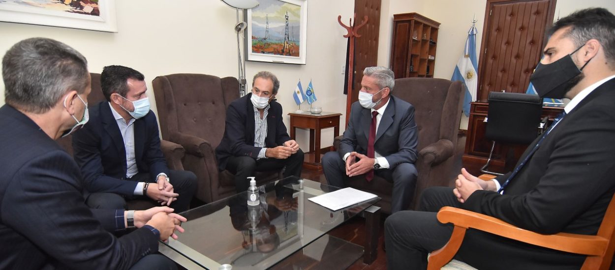 ARCIONI SE REUNIÓ CON EMPRESARIOS PESQUEROS QUE PROYECTAN INVERSIONES EN PUERTO MADRYN