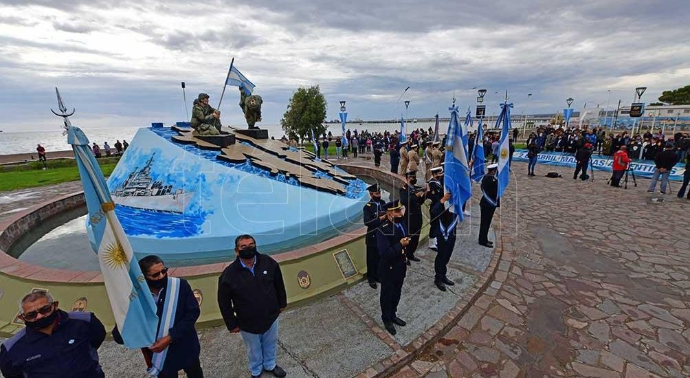 VIGILIAS Y HOMENAJES PARA HONRAR A LOS CAÍDOS EN TODO EL PAÍS