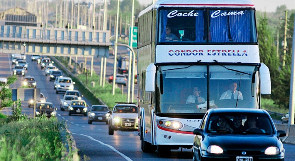 LA UTA ALCANZÓ UN ACUERDO PARITARIO PARA LOS TRABAJADORES DE LARGA DISTANCIA