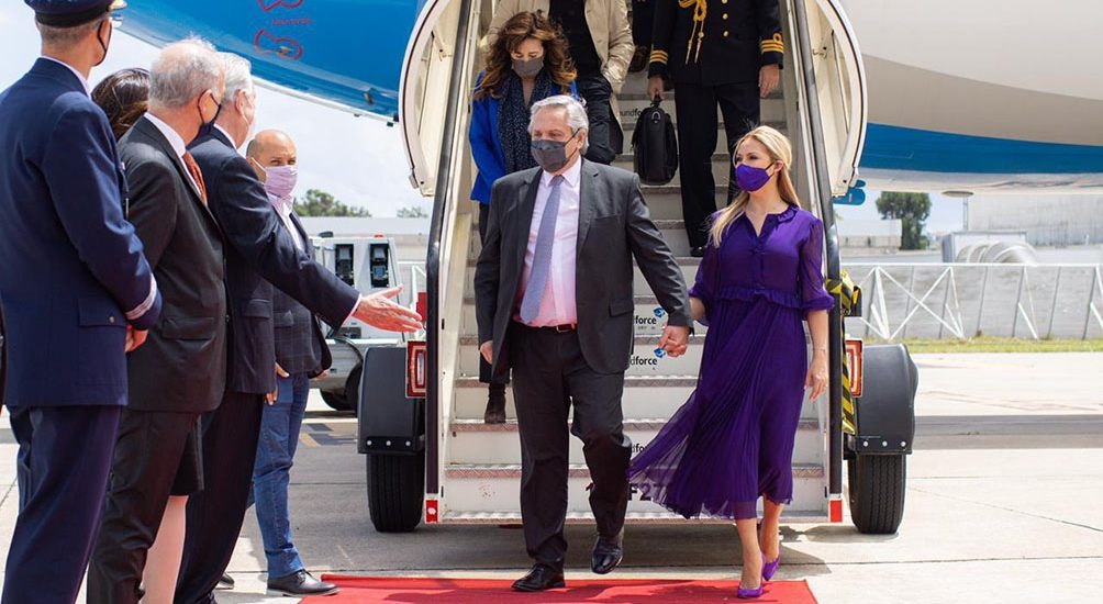 EL PRESIDENTE SE REÚNE CON SU PAR DE PORTUGAL, EN EL PRIMER DÍA DE SU GIRA EUROPEA