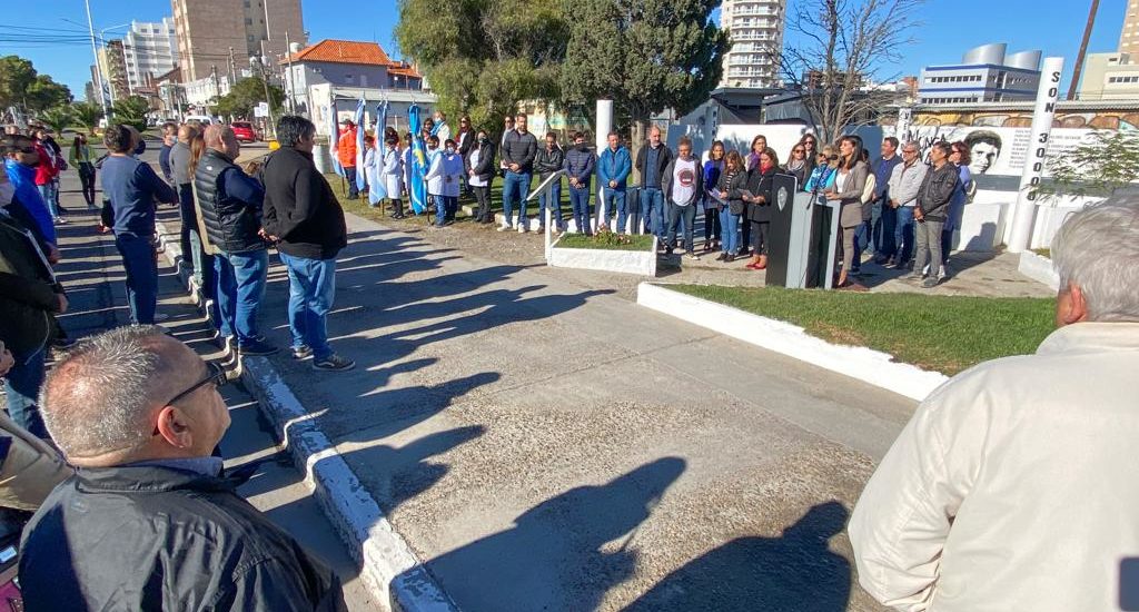 MADRYN CONMEMORÓ EL 46° ANIVERSARIO DEL GOLPE CÍVICO MILITAR