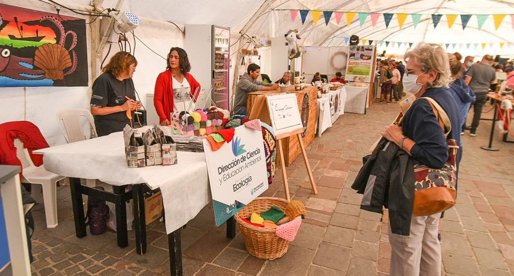 INVITAN A PARTICIPAR DE LA CONFECCIÓN DE MANTAS