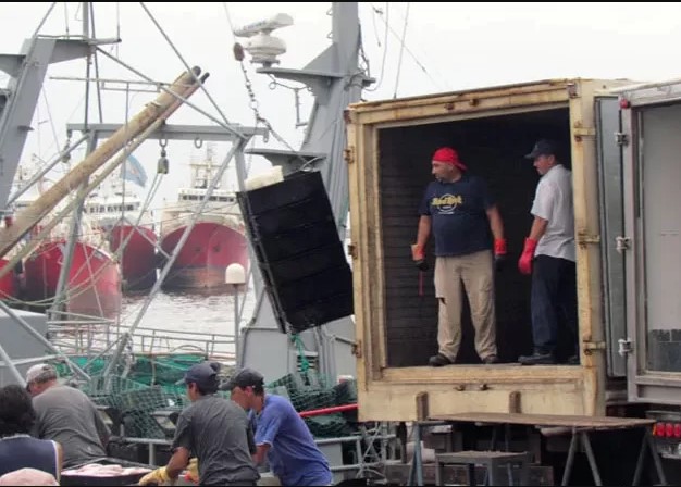 POLÉMICA POR LA DECISIÓN DEL CONSEJO FEDERAL PESQUERO DE HABILITAR LA DESCARGA DE LANGOSTINO EN PUERTOS DE MAR DEL PLATA