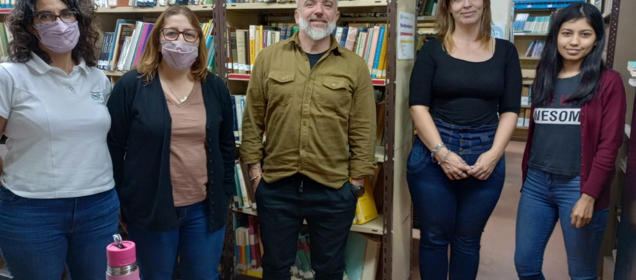 ESTUDIANTES DEL INSTITUTO Nº 801 DE TRELEW REALIZARON UNA PASANTÍA EN LA BIBLIOTECA DEL CENPAT