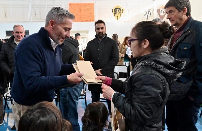 ARCIONI: “NO DEJAMOS DE RECORRER LA PROVINCIA DANDO RESPUESTAS CONCRETAS A LOS VECINOS”