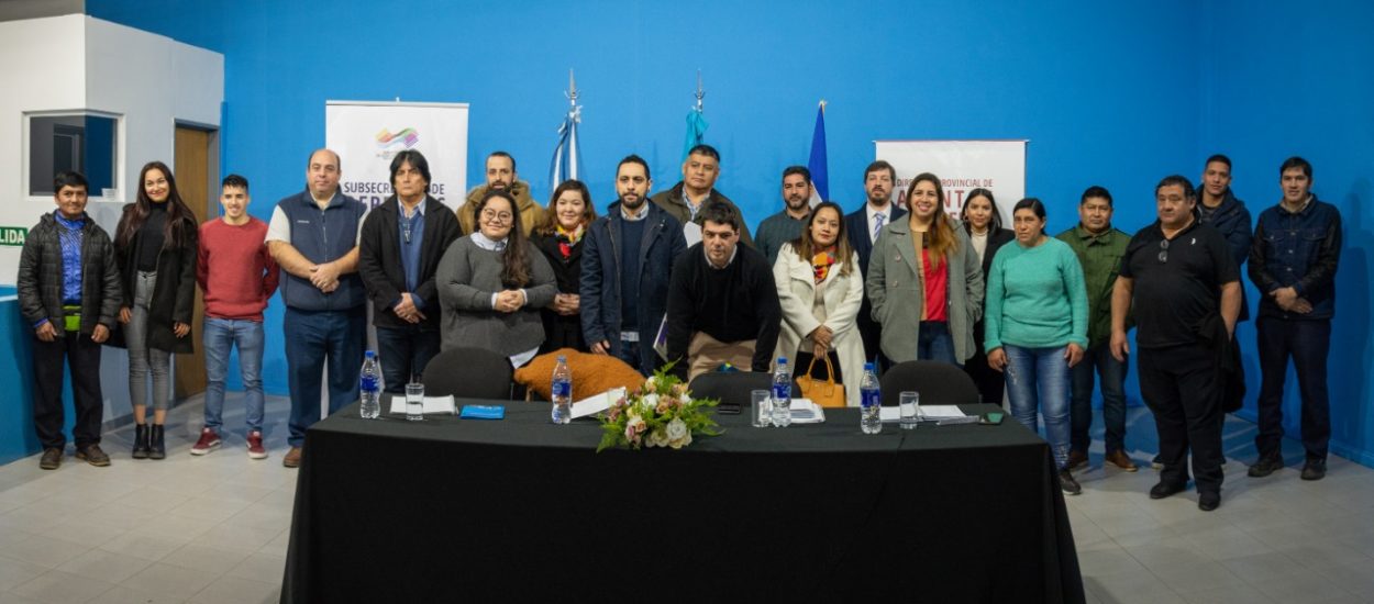 Chubut presentó el equipo técnico operativo que llevará a cabo el Relevamiento Territorial de Comunidades Indígenas Mapuches y Tehuelches