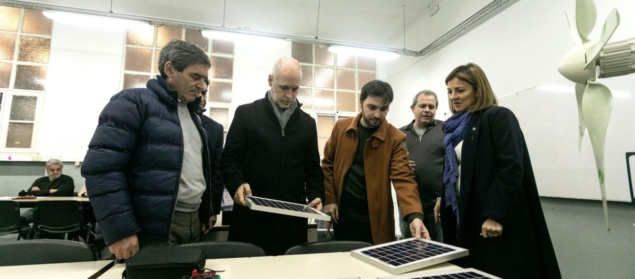 Con eje en educación y futuro, Nacho Torres junto a Horacio Larreta recorrieron un centro de formación de la ciudad