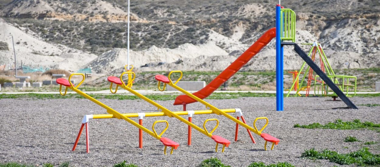 EL INTENDENTE RECORRIÓ LA PLAZA QUE SE CONSTRUYÓ EN EL BARRIO NUEVA CHUBUT