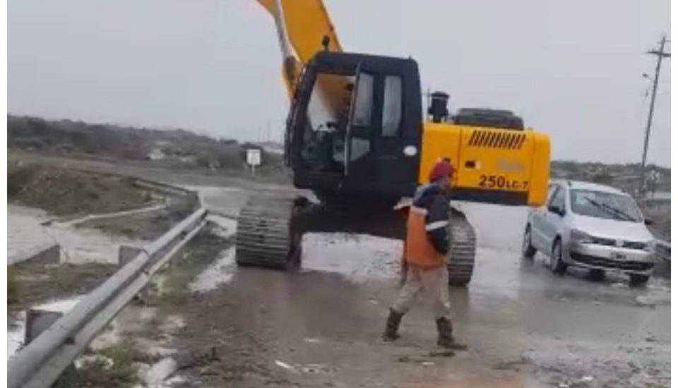 Provincia habilitará provisoriamente el nuevo puente de Caleta Córdova en Comodoro Rivadavia