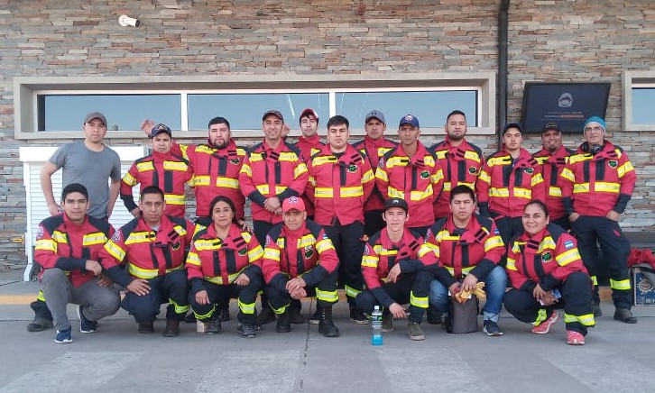 El Gobierno del Chubut envió brigadistas a Jujuy para colaborar en control de incendio forestal