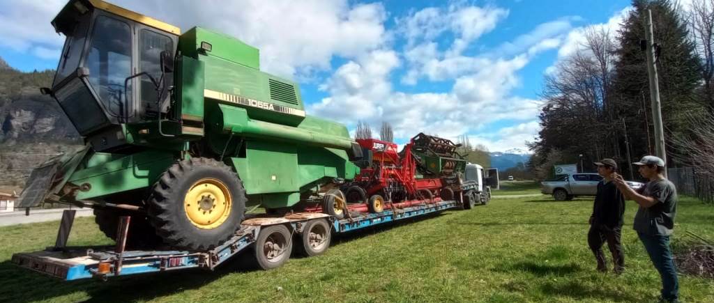 Con aportes del Gobierno del Chubut, productores de El Hoyo adquirieron maquinaria agrícola