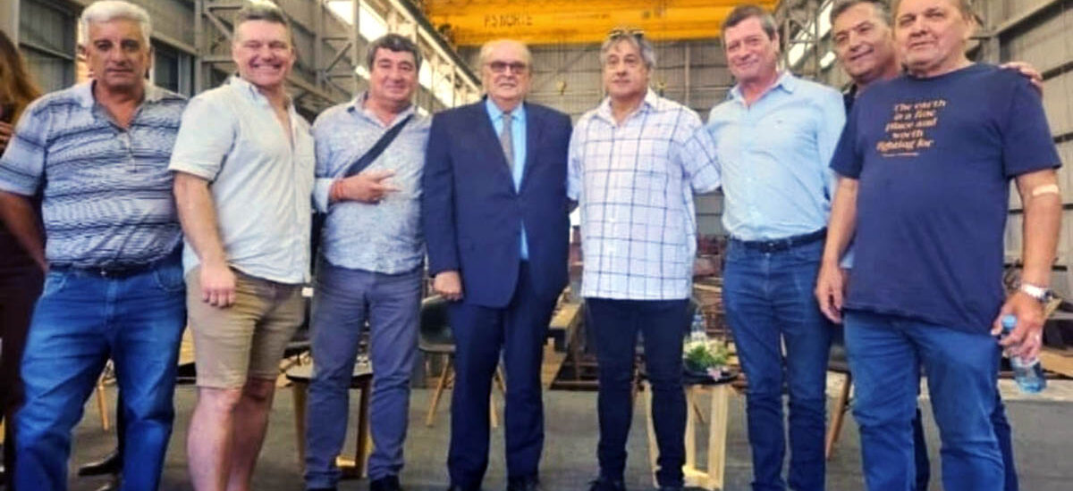 Capitanes de Pesca en el acto de lanzamiento del plan “De Mar del Plata al Mundo: impulso productivo a la industria naval”