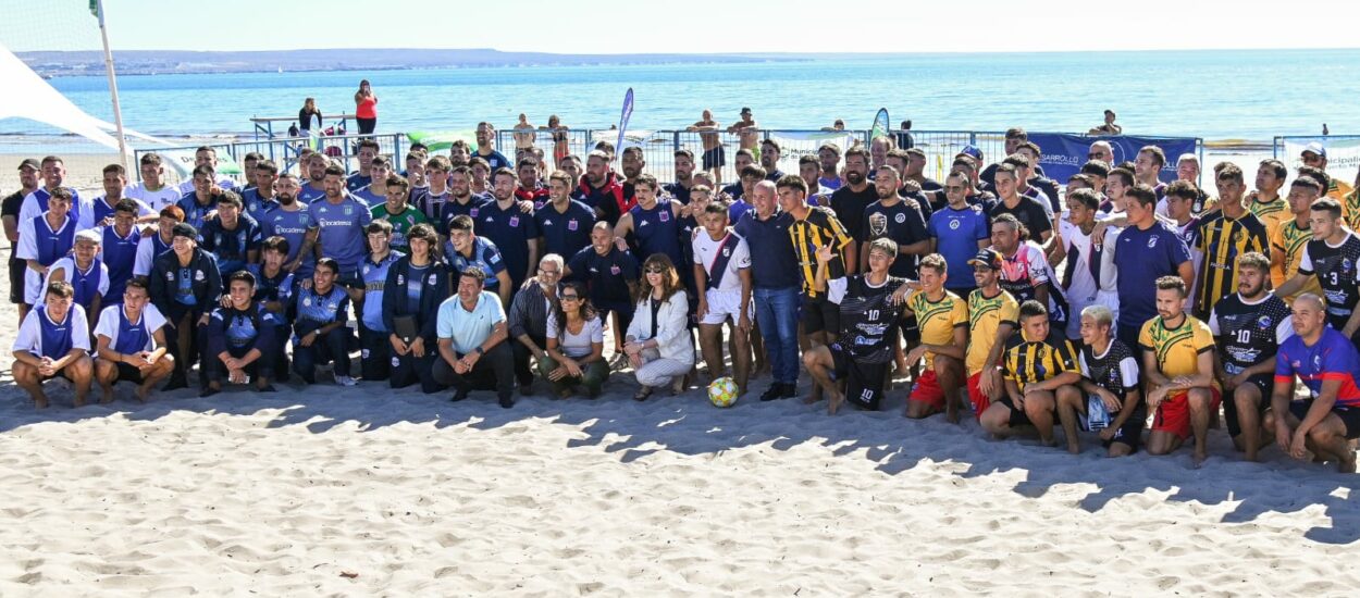 SASTRE ENCABEZÓ LA APERTURA DEL TORNEO NACIONAL DE FÚTBOL PLAYA MASCULINO