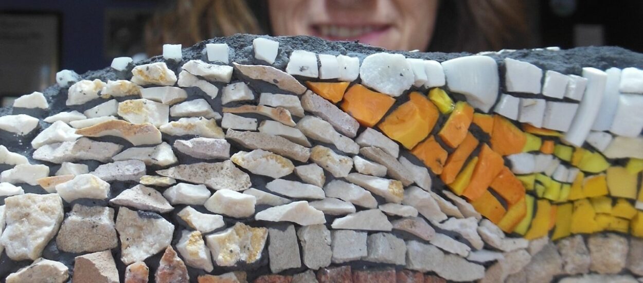 LA MUESTRA DE MOSAICOS “OTOÑO” SE EXHIBE EN LA CASA DE LA CULTURA