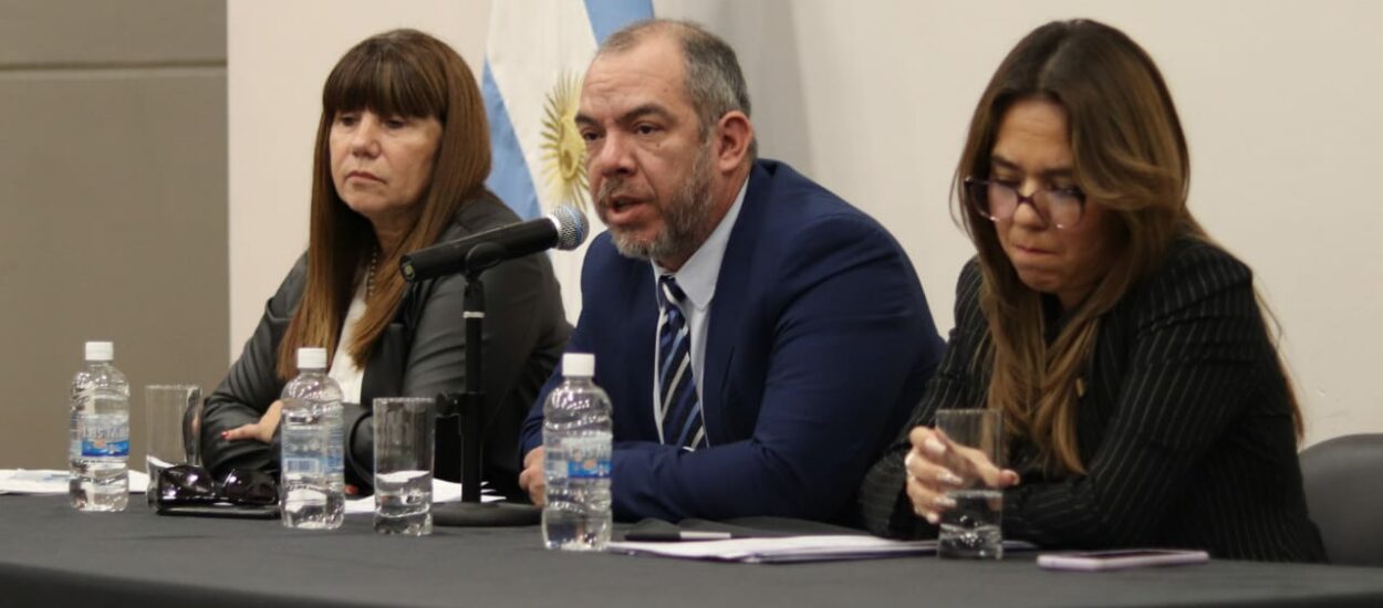 Grazzini brindó un informe de gestión en la Legislatura Provincial 