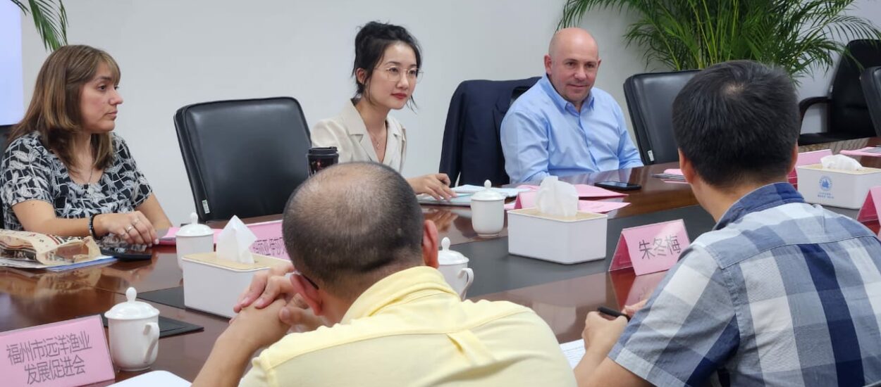 SASTRE MANTUVO UNA IMPORTANTE REUNIÓN CON EL BUREAU DE PESCA Y AGRICULTURA DE FUZHOU EN BÚSQUEDA DE INVERSIONES PARA PUERTO MADRYN