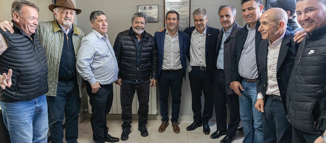 Luque acompañó la inauguración de la sede de la Mutual de los Trabajadores de la Construcción y valoró el progreso de los gremios en Comodoro