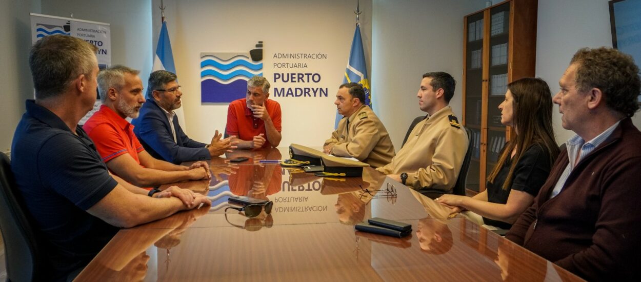 La Administración Portuaria de Puerto Madryn continuará con el desguace de buques varados en el Muelle Storni