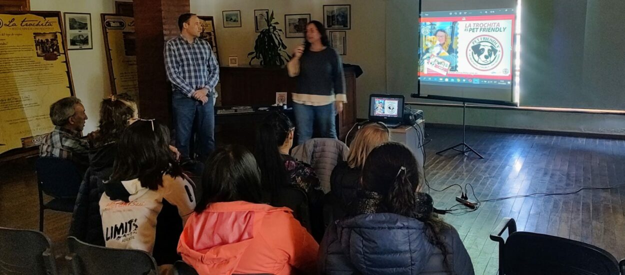 “La Trochita” será el primer tren turístico de la Argentina con servicio de Pet Friendly