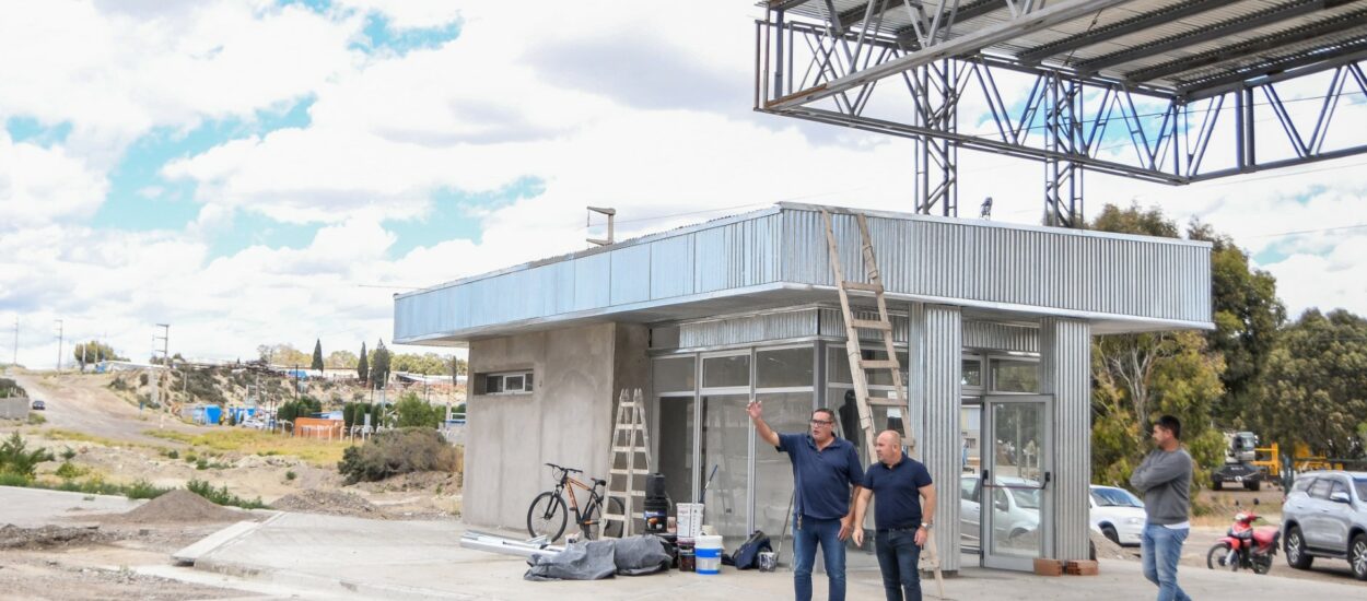 SASTRE RECORRIÓ LAS OBRAS QUE SE ESTÁN EJECUTANDO PARA CONSTRUIR EL PARQUE TECNOLÓGICO