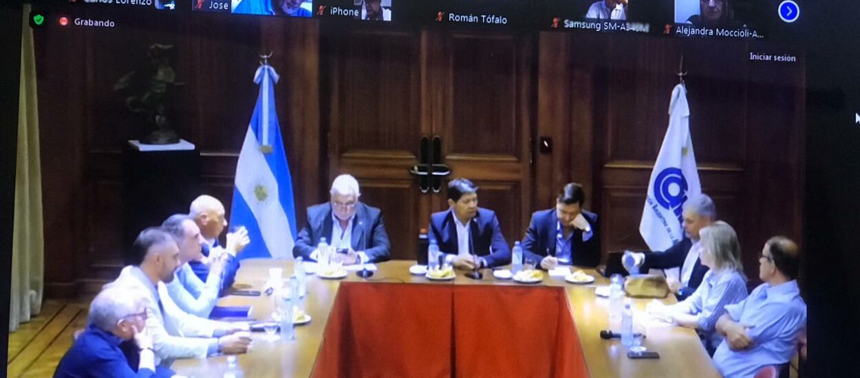 Proponen que las pymes que exportan hasta  U$S 2 millones no tengan suba de retenciones