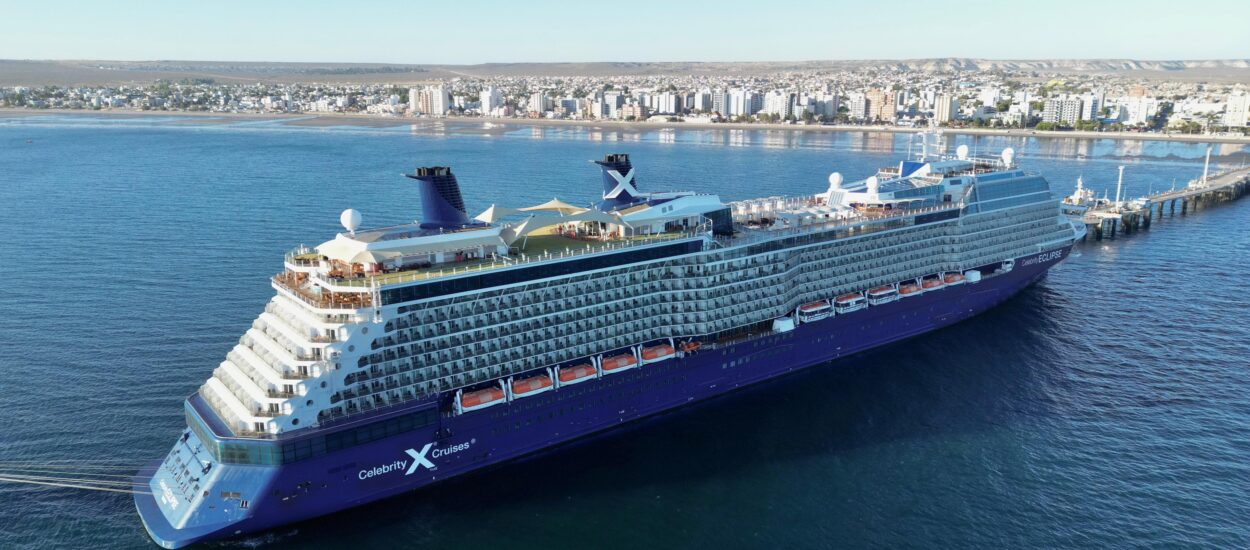 Temporada de Cruceros: El Celebrity Eclipse amarró nuevamente en Madryn