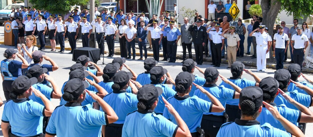 SASTRE EN LA ASUNCIÓN DE RIQUELME EN LA UNIDAD REGIONAL DE PUERTO MADRYN