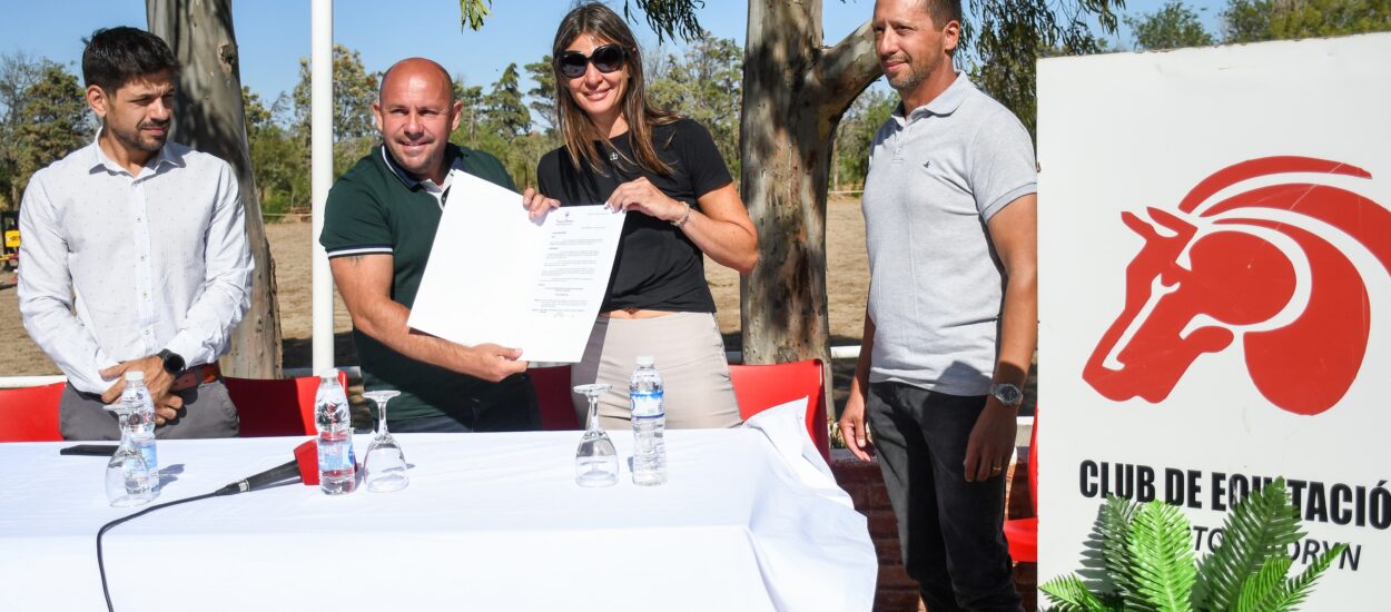 SASTRE PRESENTÓ LA COPA DE VERANO DE EQUITACIÓN EN PUERTO MADRYN