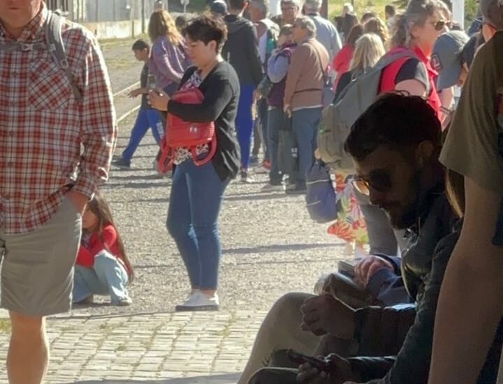 Miles de turistas disfrutan de “La Trochita” en este Verano 2024