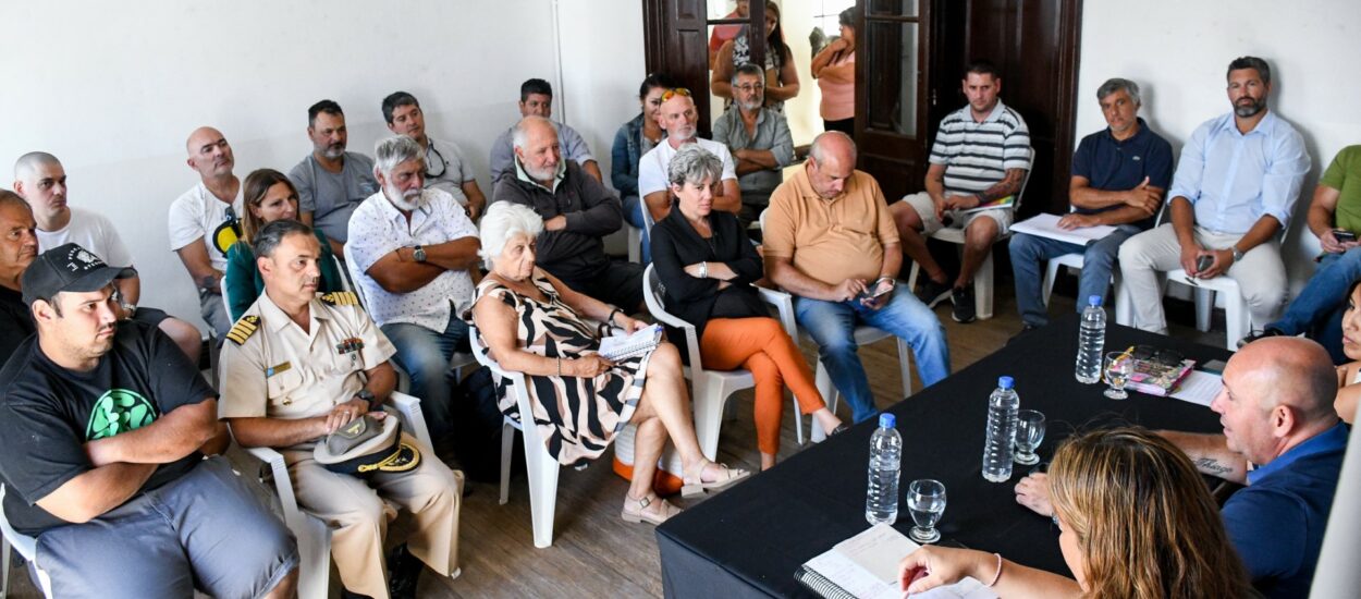 SASTRE ENCABEZÓ LA REUNIÓN ORGANIZATIVA PARA LAS ACTIVIDADES QUE SE REALIZARÁN EN SEMANA SANTA