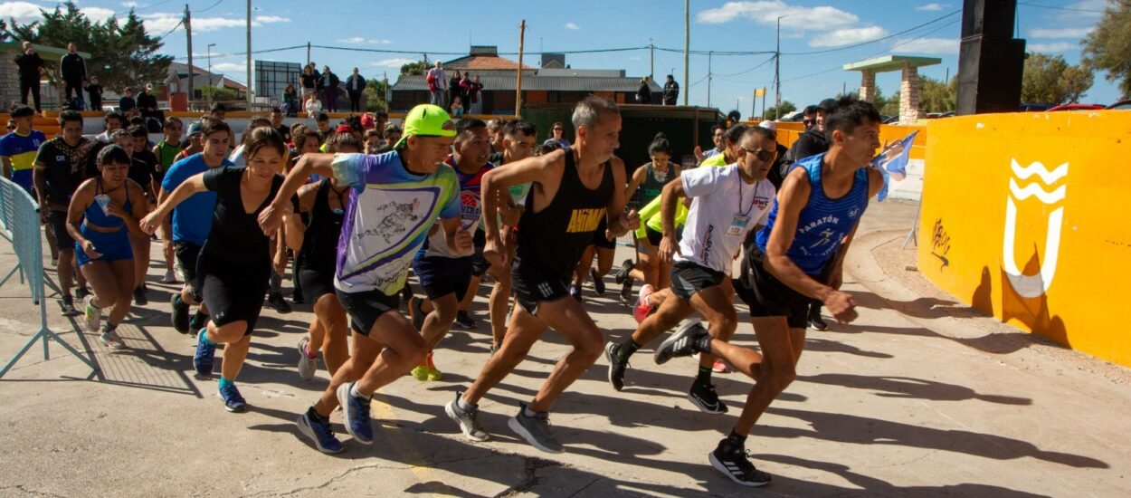 Con la participación de más de 100 personas, se realizó la Cross Rawson a Fondo 