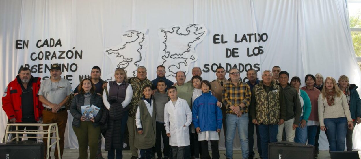 Crippa se presentó en Pirámides: Un Encuentro Histórico en Honor a los Héroes de Malvinas