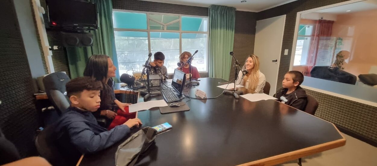 INVITAN A SUMARSE AL TALLER DE RADIO “MENTES LÚCIDAS”